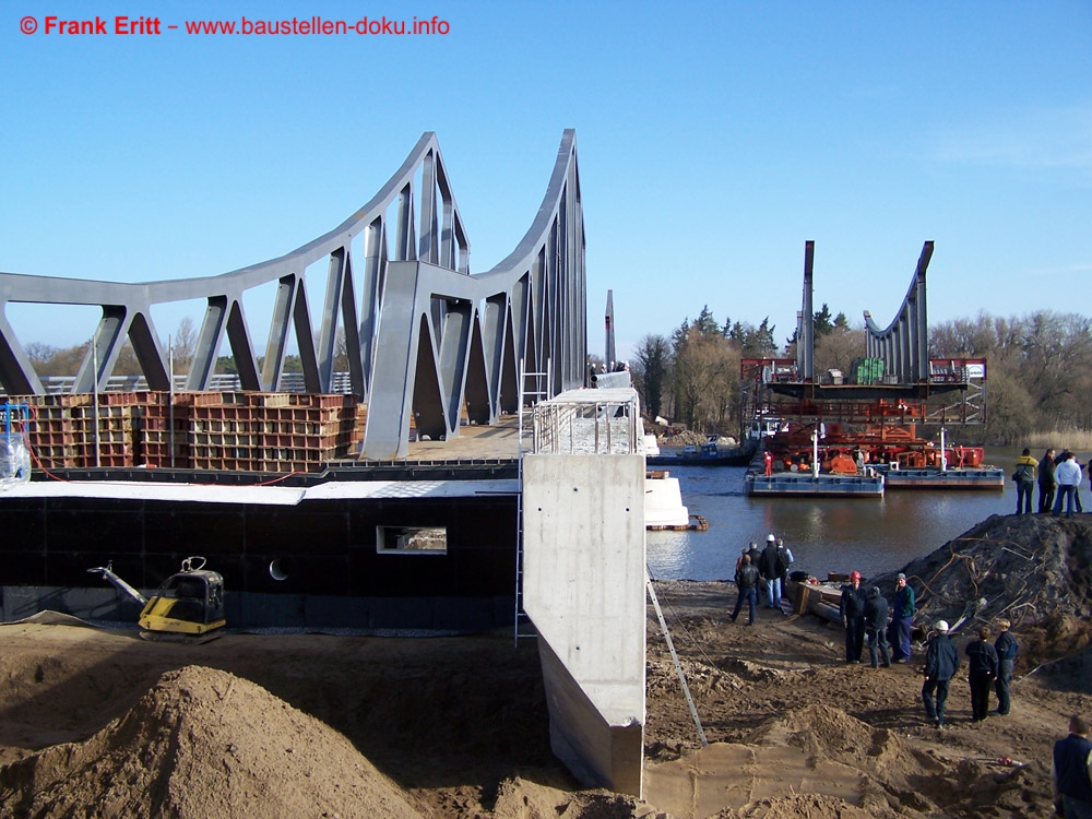 Brandenburg - Seegartenbrücke an der Havel