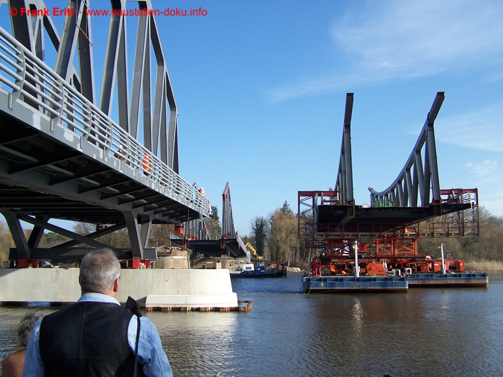 Brandenburg - Seegartenbrücke an der Havel