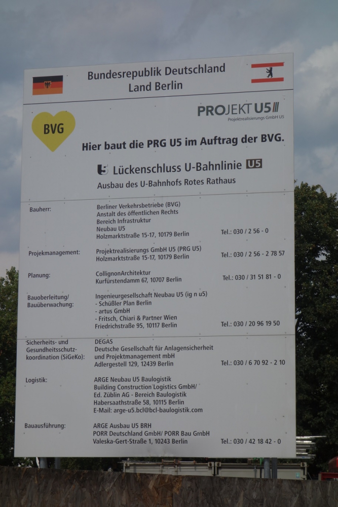 Bautafel Ausbau Rotes Rathaus