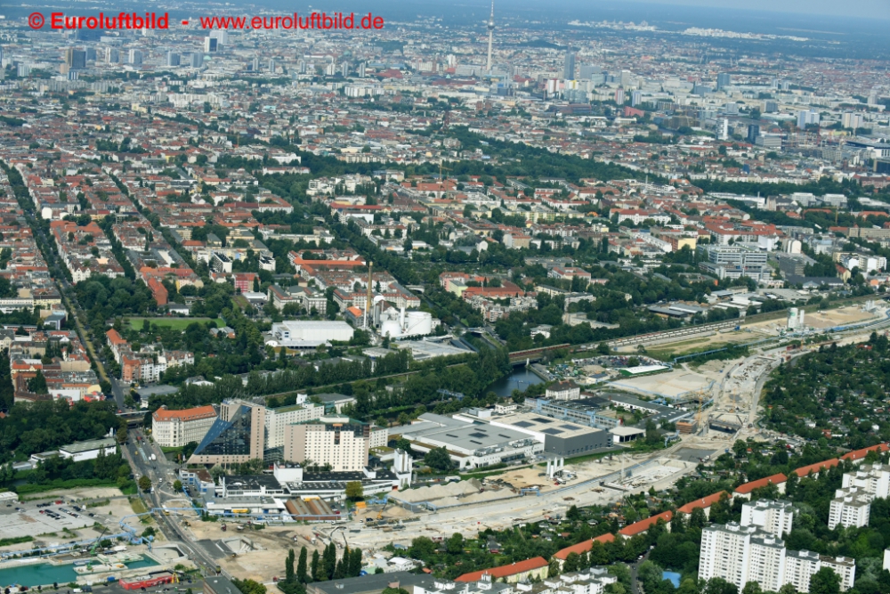 Baustellen zum Neubau der Verlängerung der Stadtautobahn A100 i