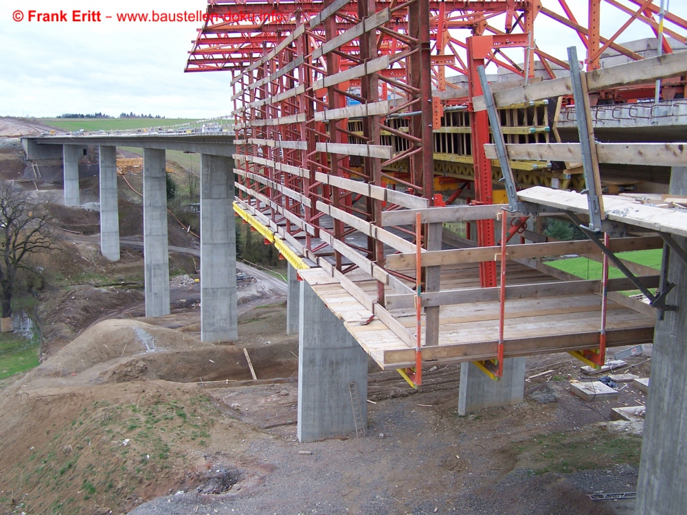 Talbrücke Laasener Grund