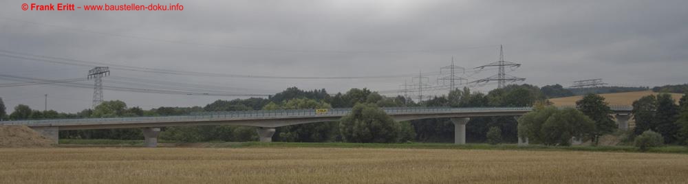 Die Elsterbrücke ist fertig gestellt.