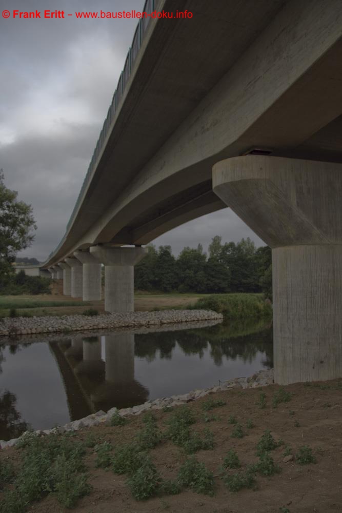 Die Elsterbrücke ist fertig gestellt.
