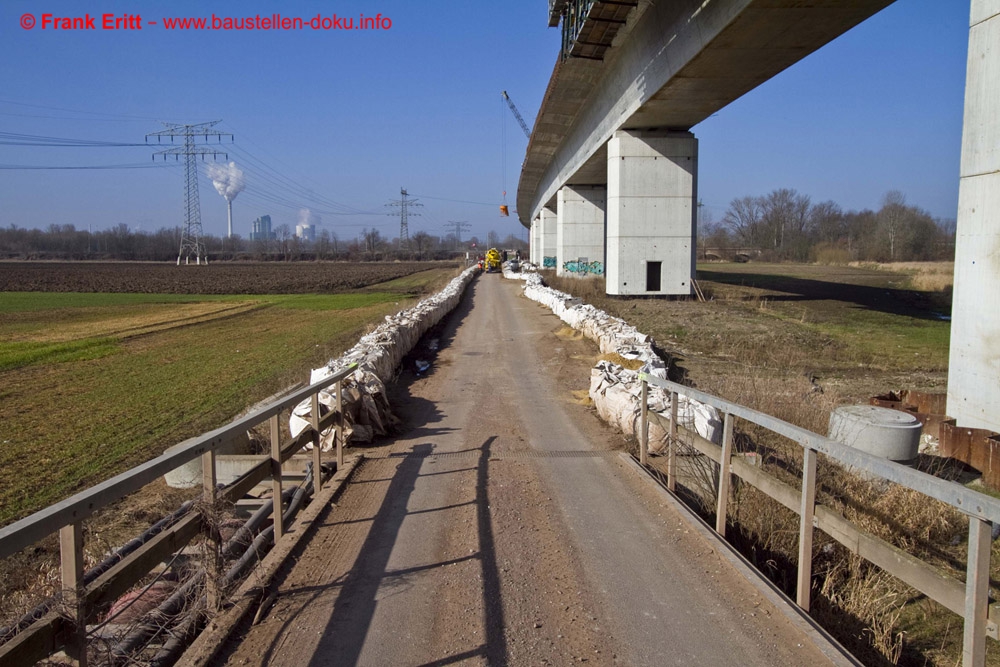 Saale-Elster-Talbrücke