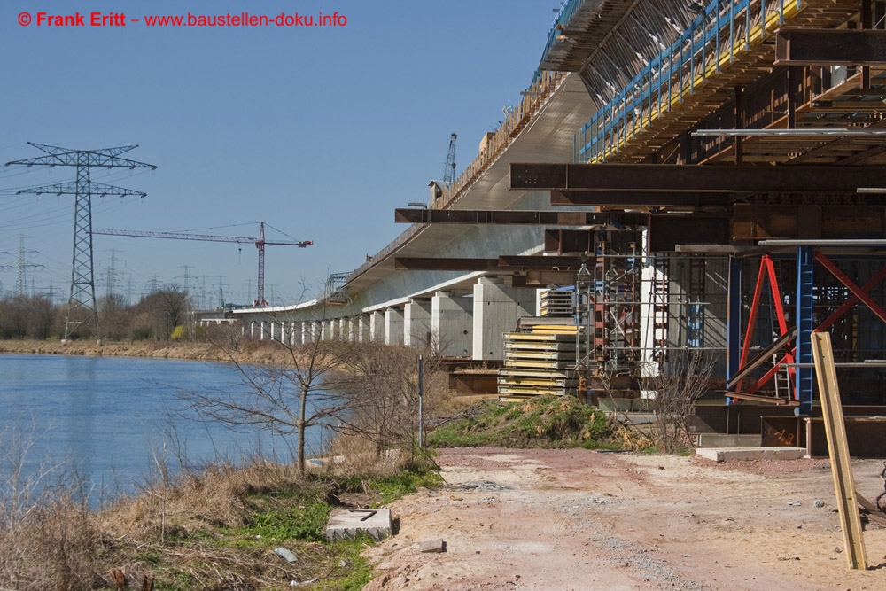 Saale-Elster-Talbrücke