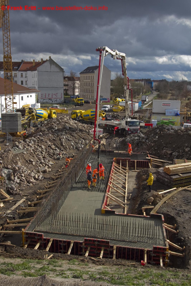 Betonage Fundament Widerlager West der Ostbrücke