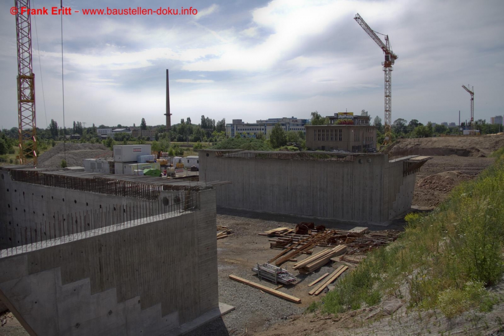 Widerlager der Ostbrücken fertig gestellt