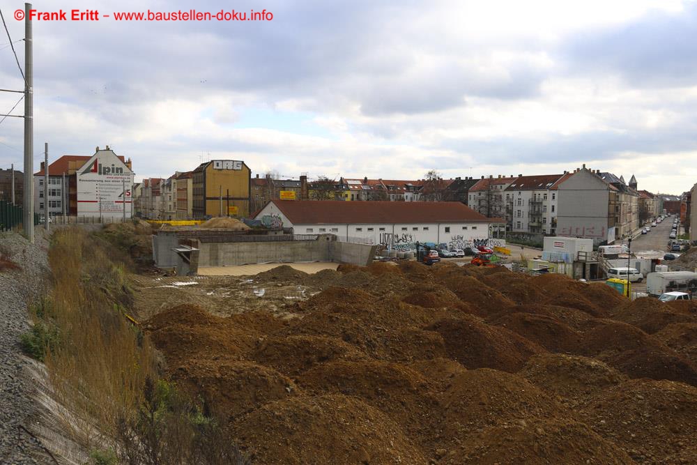 Zwischen der West und Ostbrücke wird schon verfüllt.
