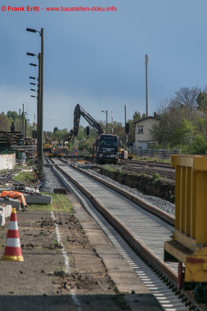 Erneuerung Gleis 1+2 Bahnhof Knauthain