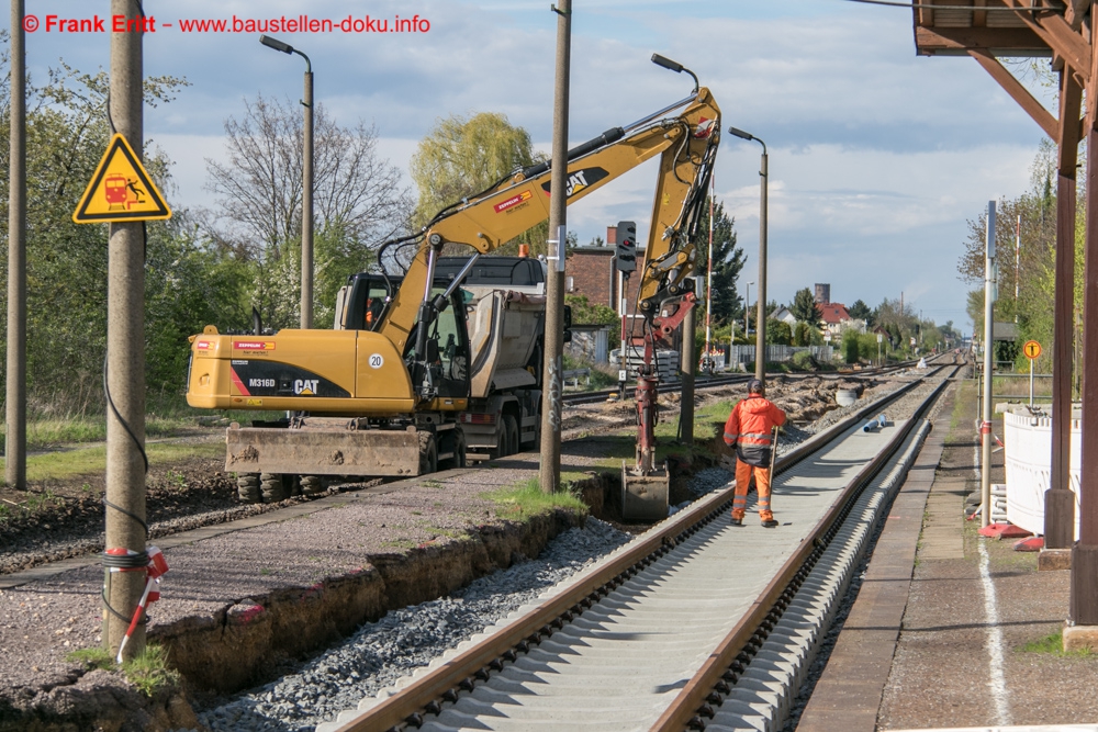 Erneuerung Gleis 1+2 Bahnhof Knauthain