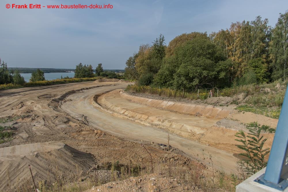 Die neue Straße von Espenhain nach Rötha entsteht.