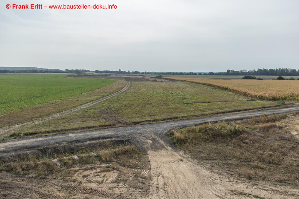 Blick von der Brücke nach Süden in Richtung Borna.